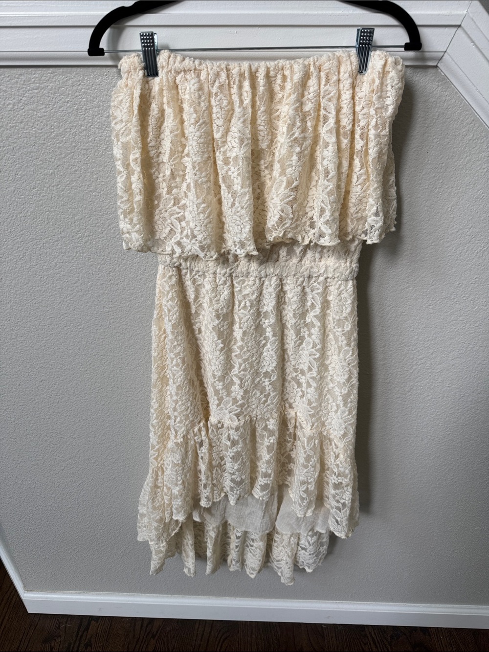 Elan Strapless Lace Layered Dress in Cream